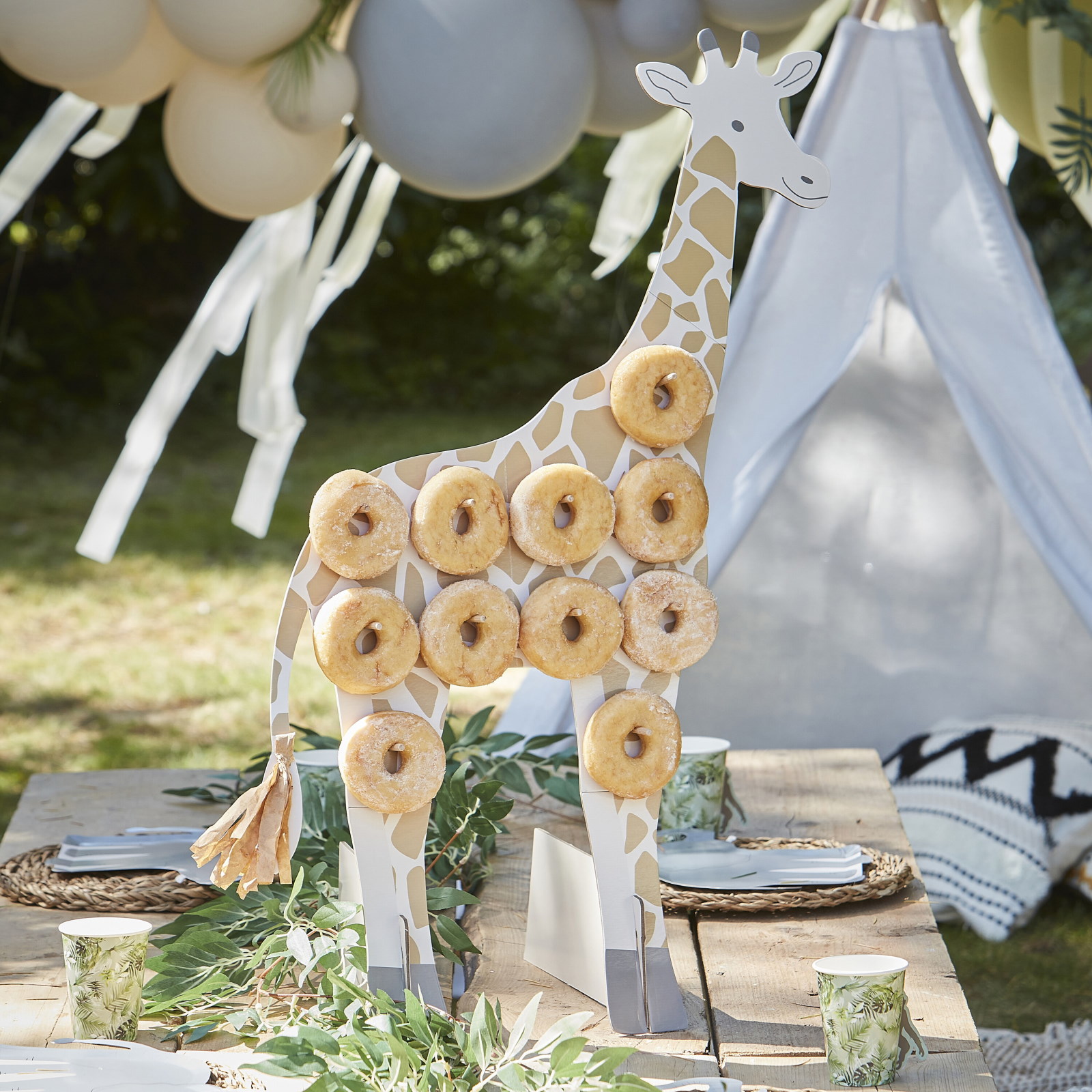 Ginger Ray Wild Jungle Giraffe Donut Stand
