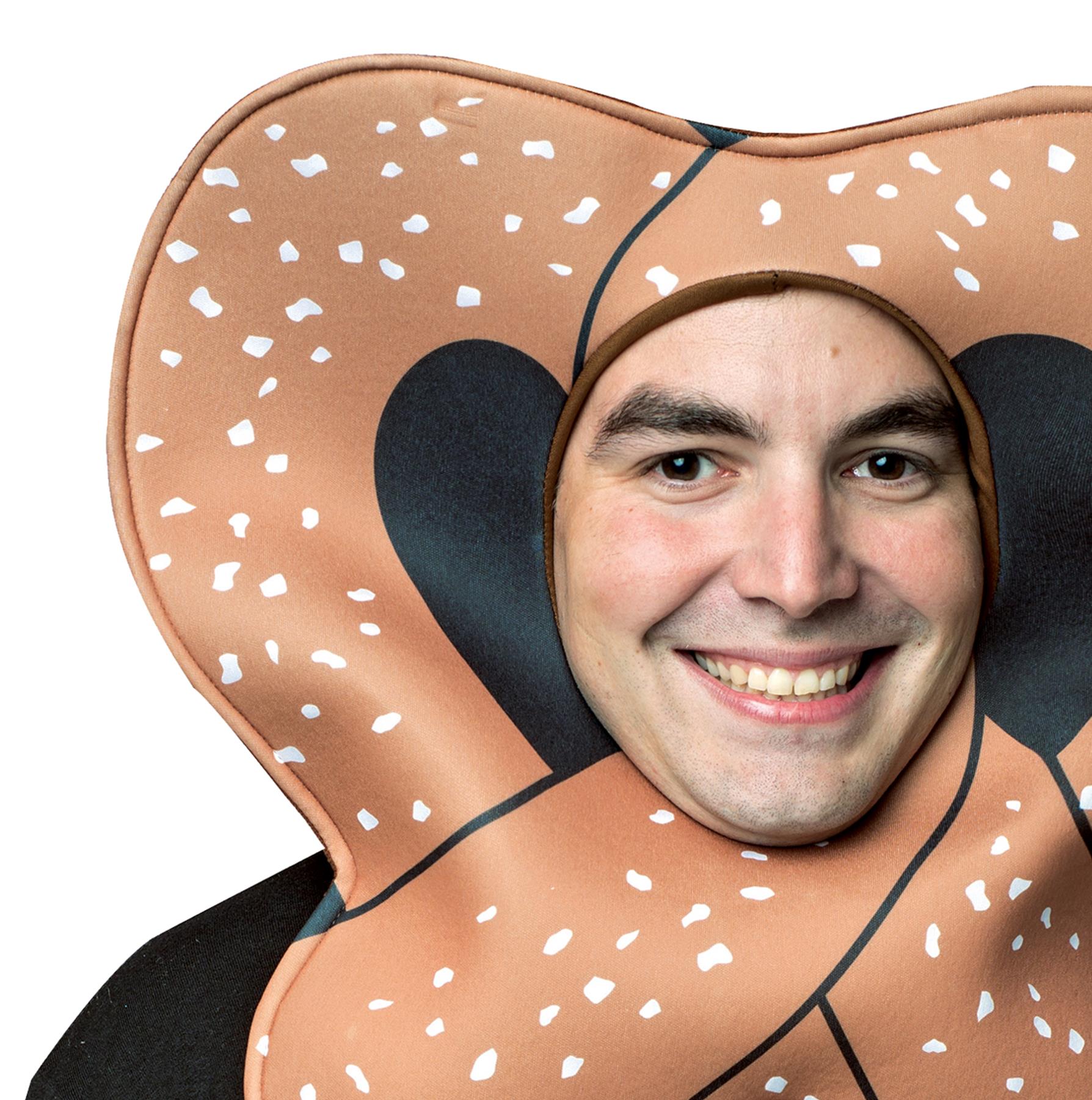 Pretzel Open Face Adult Mask